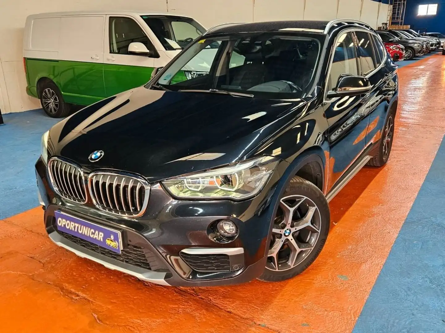 BMW X1 sDrive18d Noir - 2