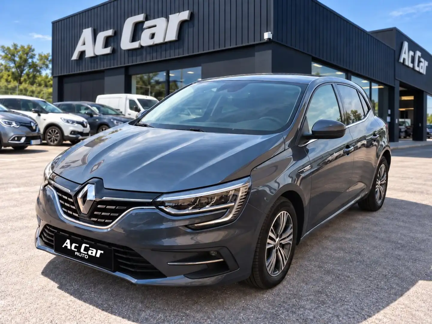 Renault Megane Blue dCi 115 - 1