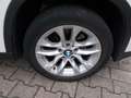 BMW X1 X1 18 i sDrive Advantage PDC SHZ Klimaautom. Weiß - thumbnail 9