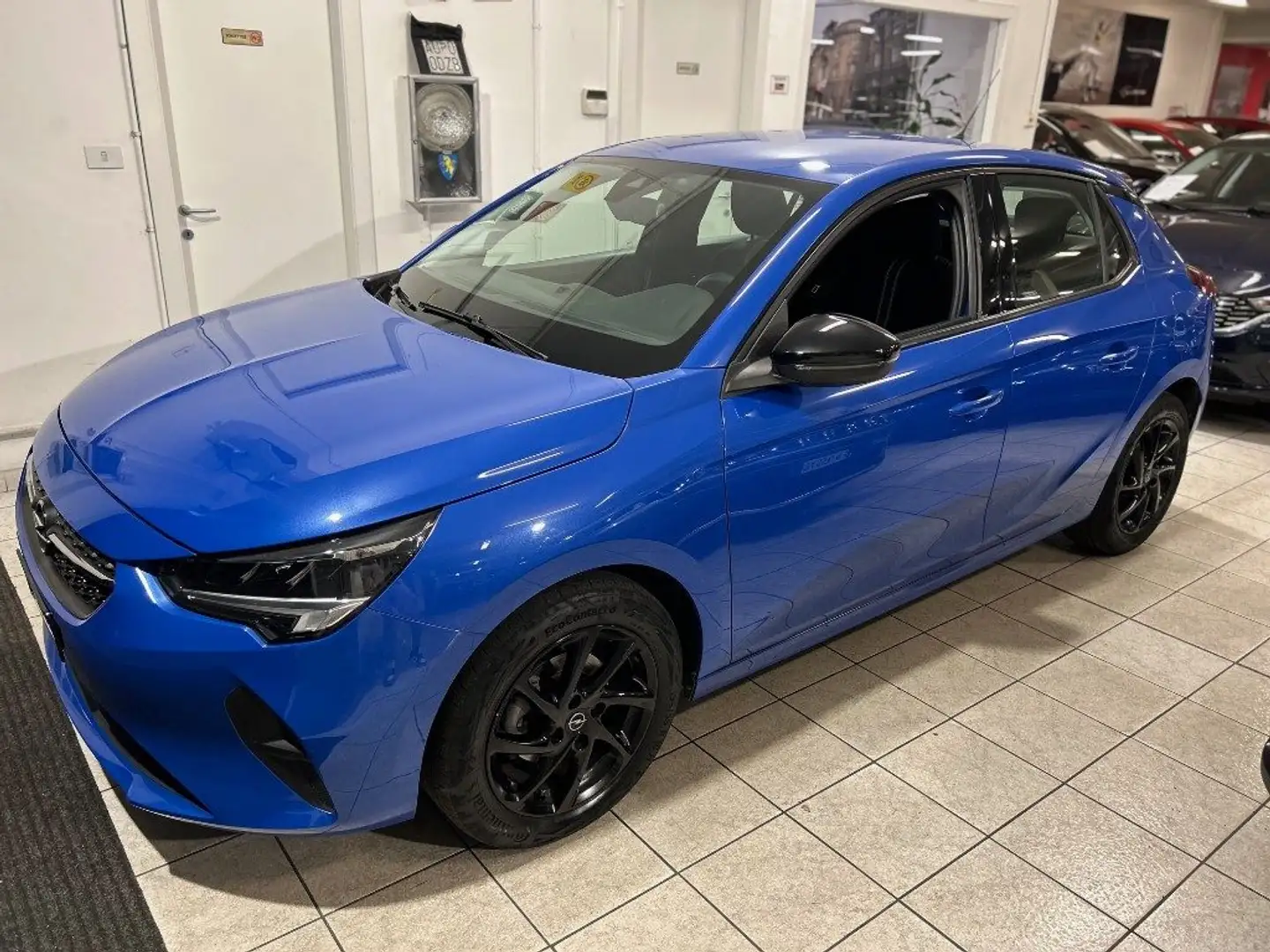 Opel Corsa 1.2 Design & Tech Blu/Azzurro - 2