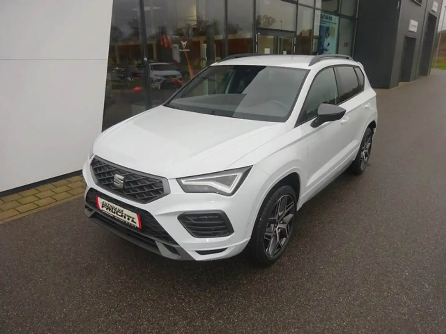 SEAT Ateca Ateca 2.0 TSI 4Drive FR DSG 190PS AHK Navi ACC el. Wit - 2