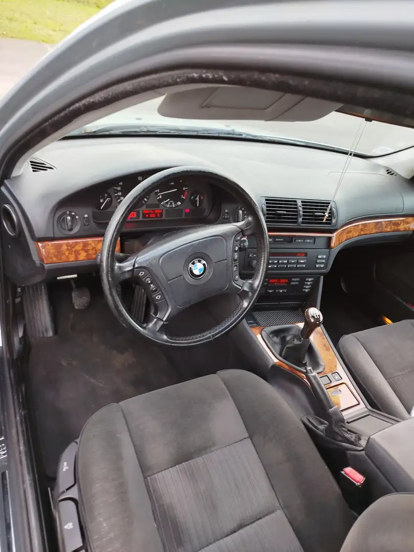 BMW 520 520i Pack Gri - 2