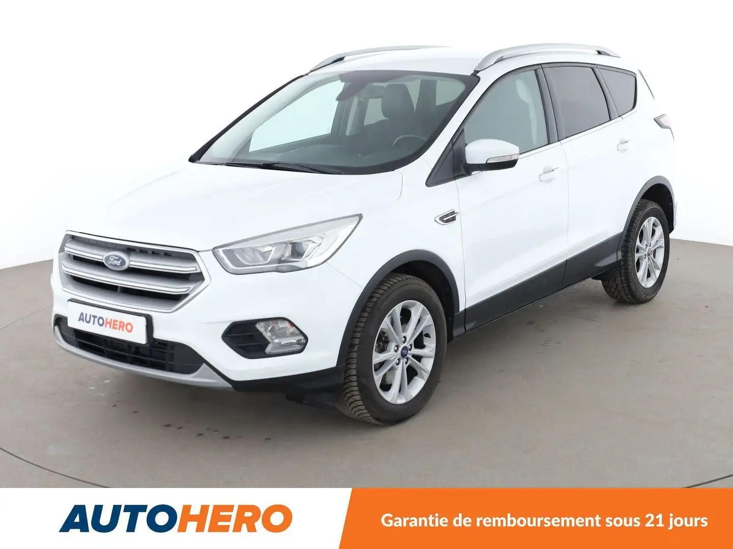 Ford Kuga 2.0 TDCi Titanium 4x2 Blanc - 1