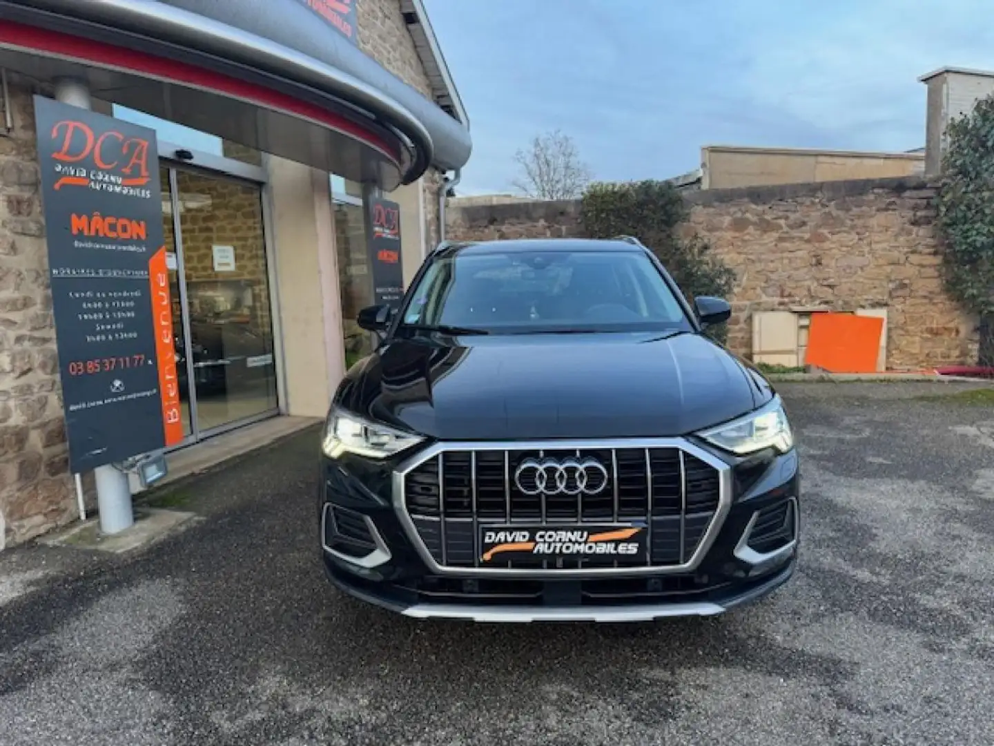 Audi Q3 1.4 TFSI COD - 150 - BV S-tronic . PHASE 2 Noir - 2