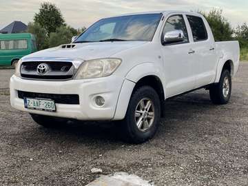 4x4 Double Cab Automatic Climatise avons 2 choix