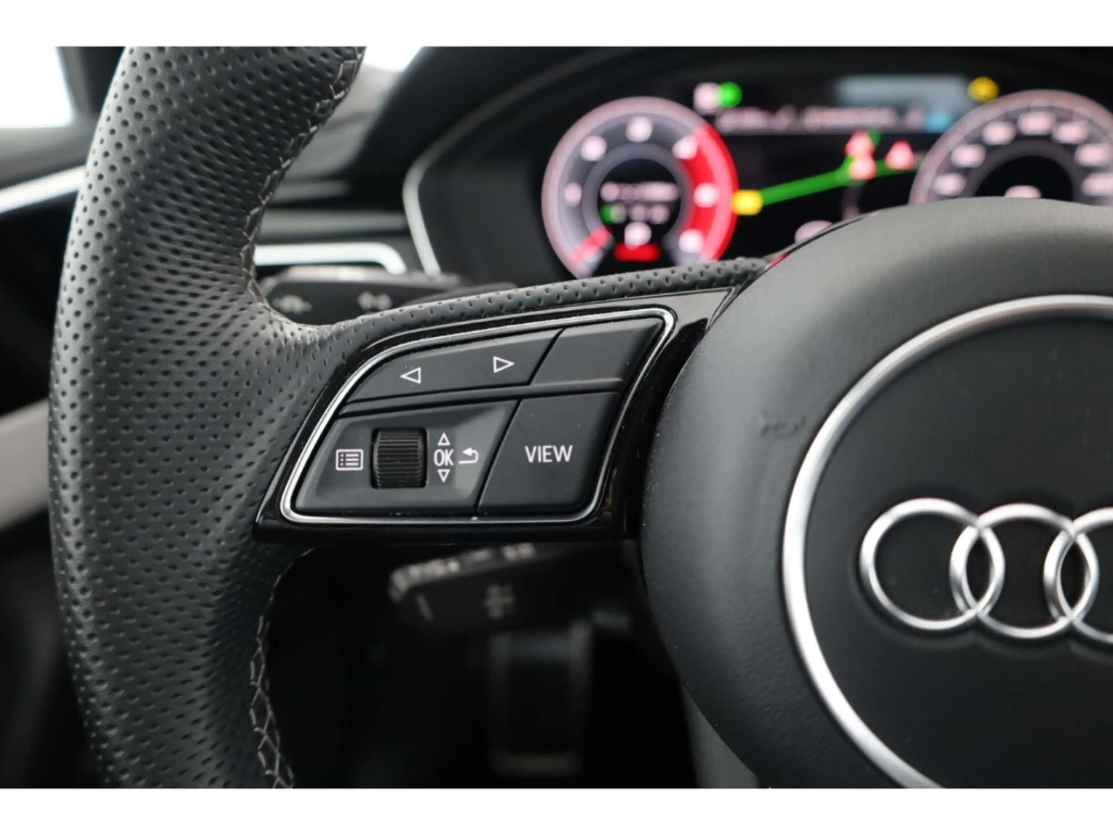 Audi S4 Avant TDI quattro — photo 14