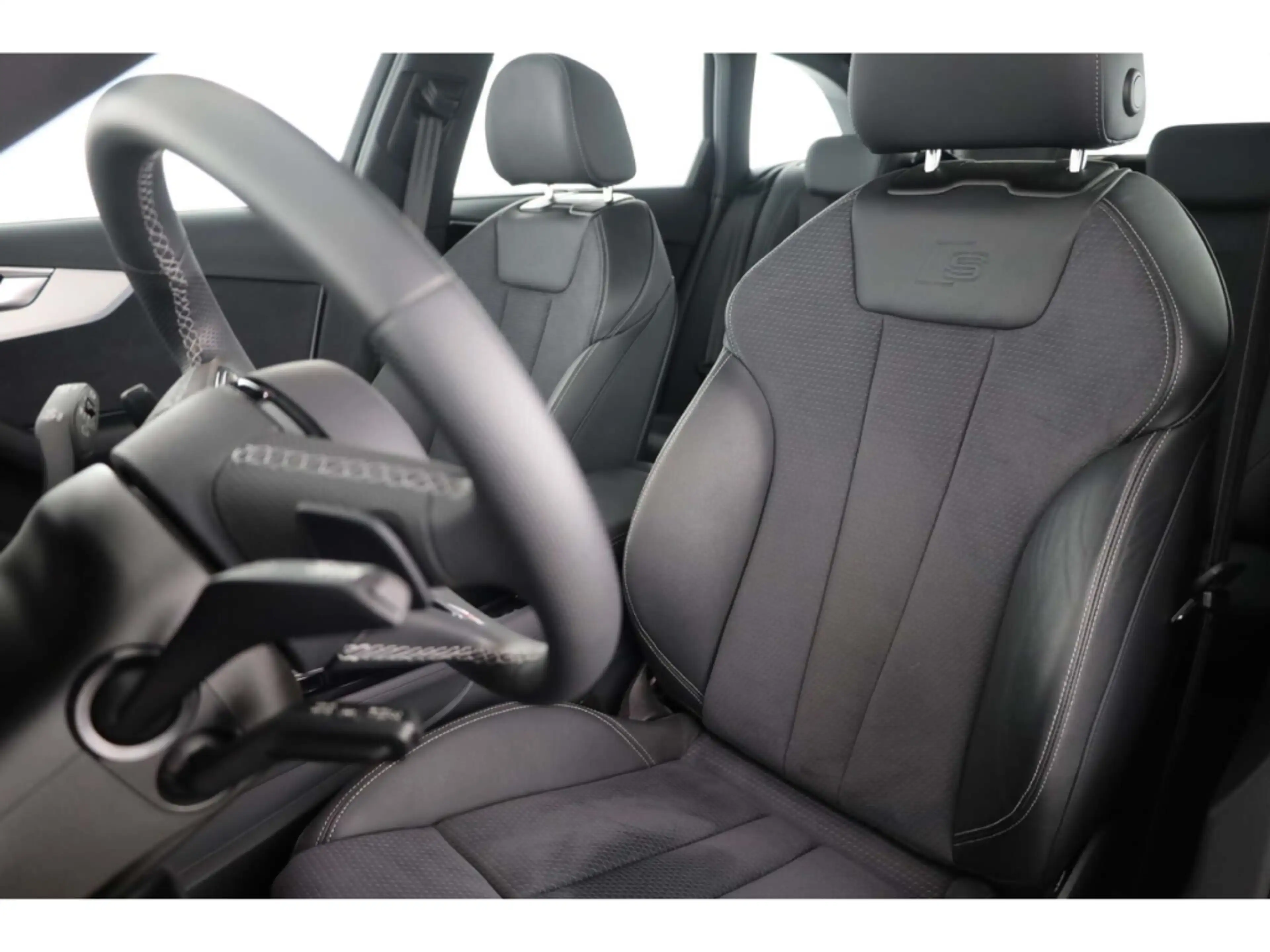 Audi S4 Avant TDI quattro — photo 10