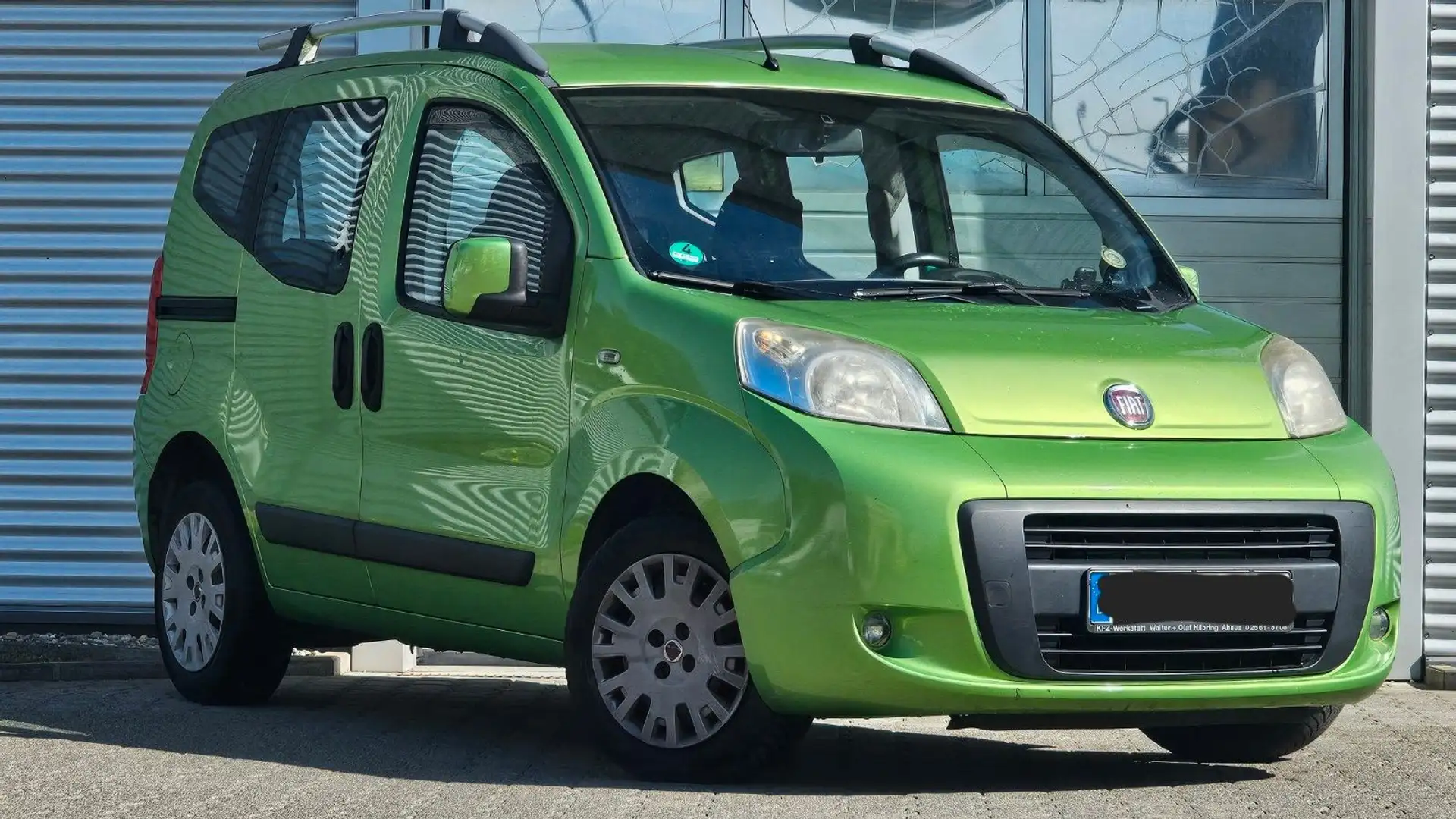Fiat Qubo Dynamic Automatik PDC EFH Klima Grün - 1