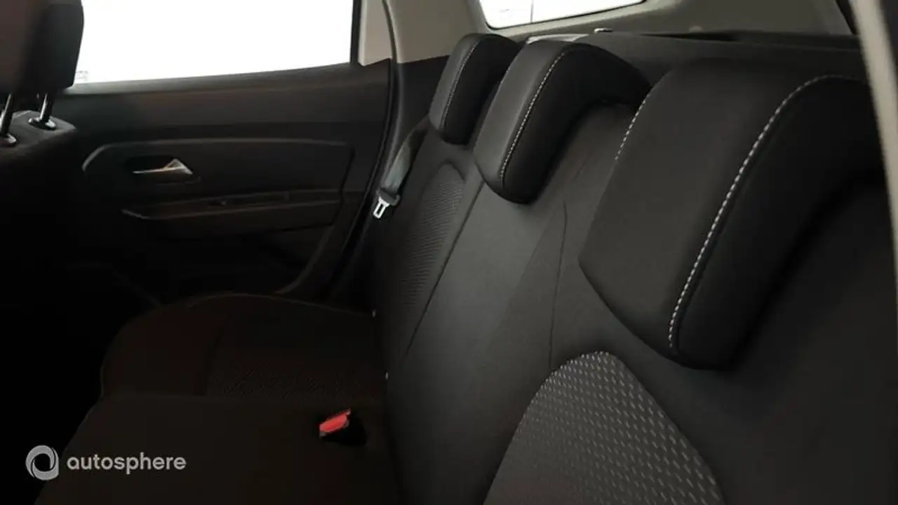 Dacia Duster — photo 13