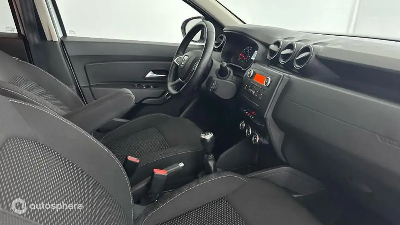 Dacia Duster — photo 15