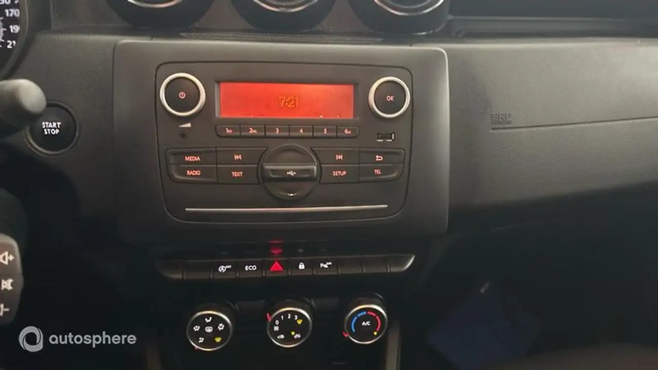 Dacia Duster — photo 19