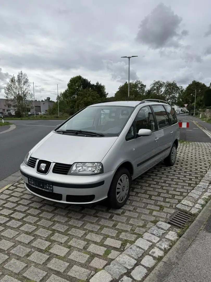 SEAT Alhambra 2.0 Casa II Silber - 1
