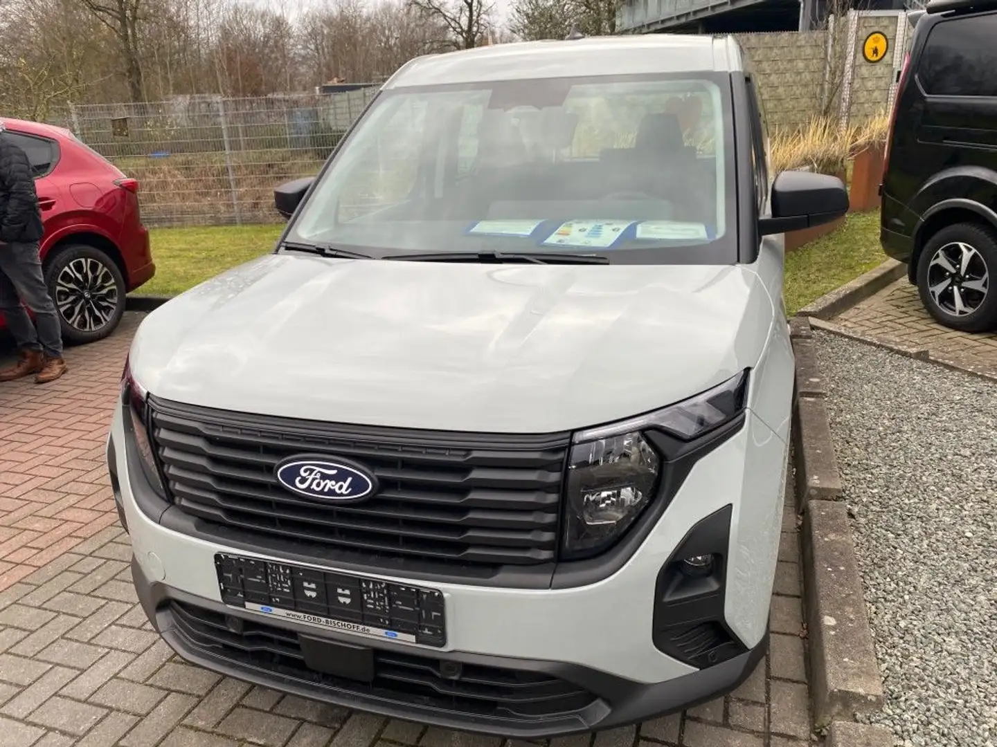 Ford Tourneo Courier 1.0 EcoBoost TREND Vert - 1