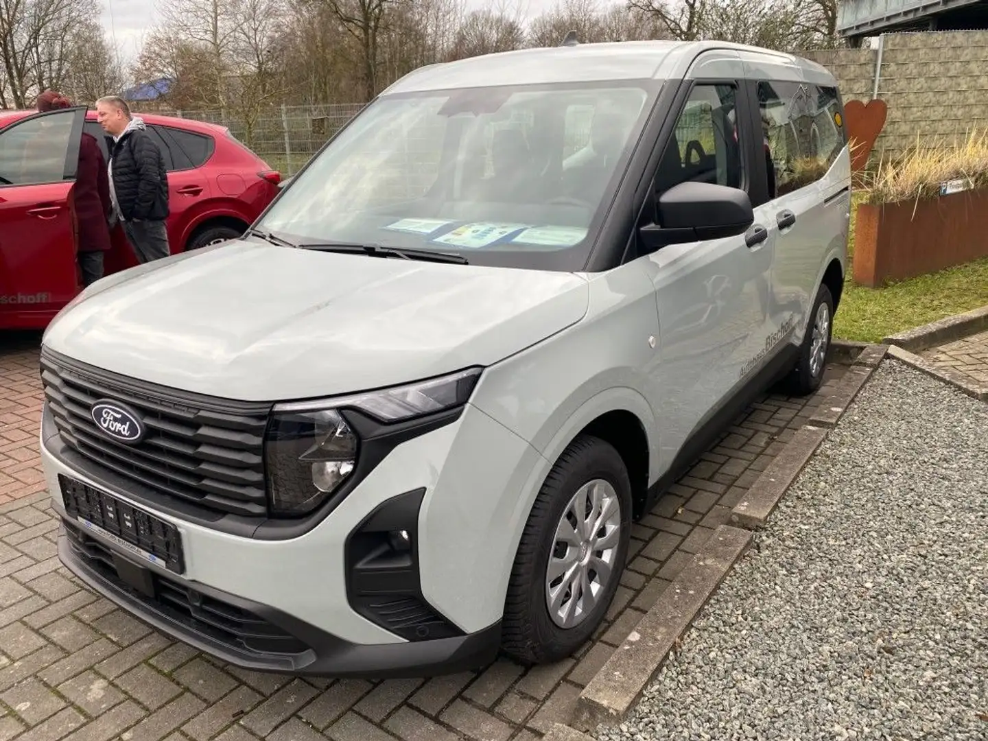 Ford Tourneo Courier 1.0 EcoBoost TREND Vert - 2