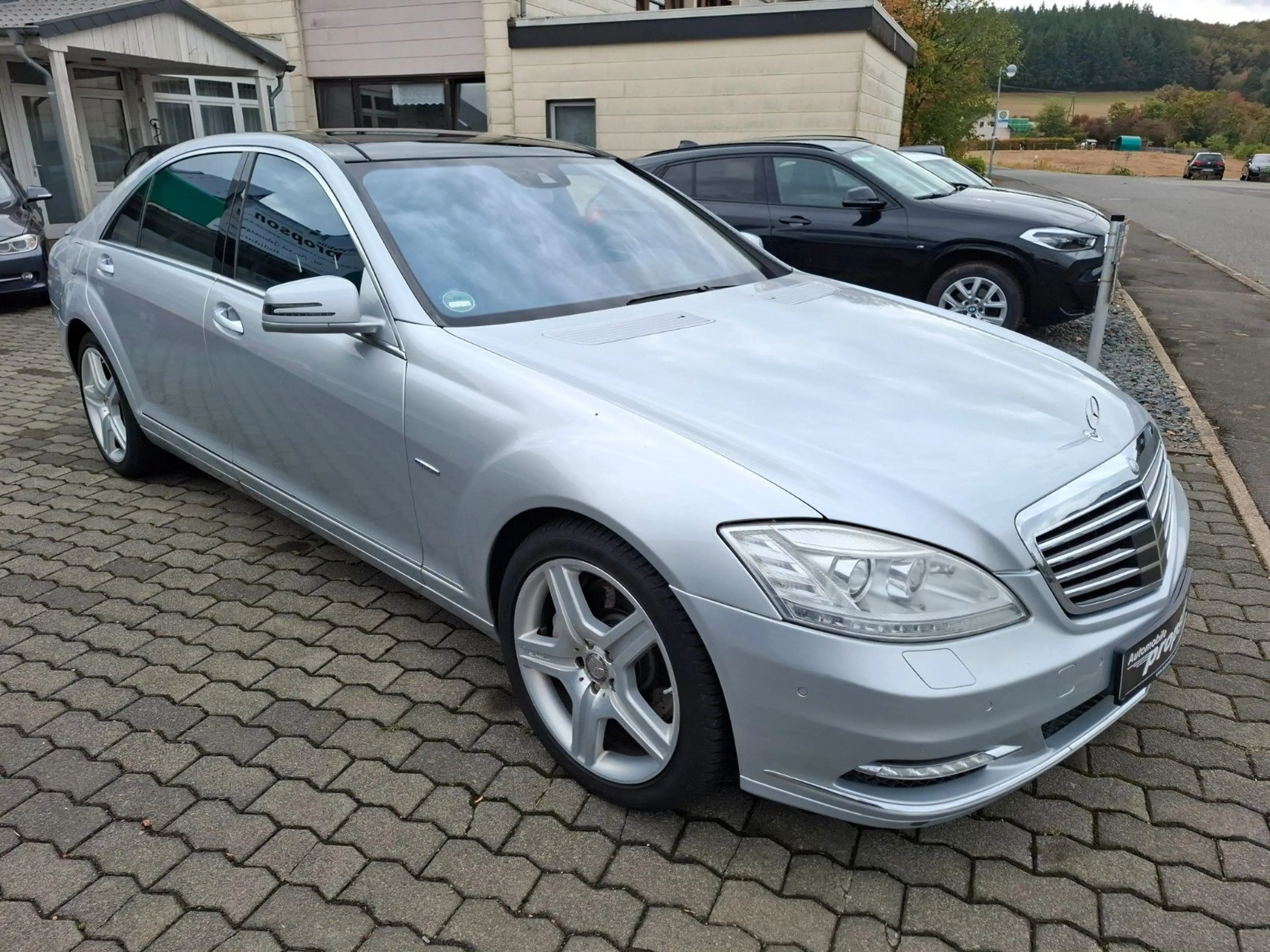 Mercedes-Benz S 500 S Lim. 4Matic Lang AHK MEMORY TV PANO — photo 2