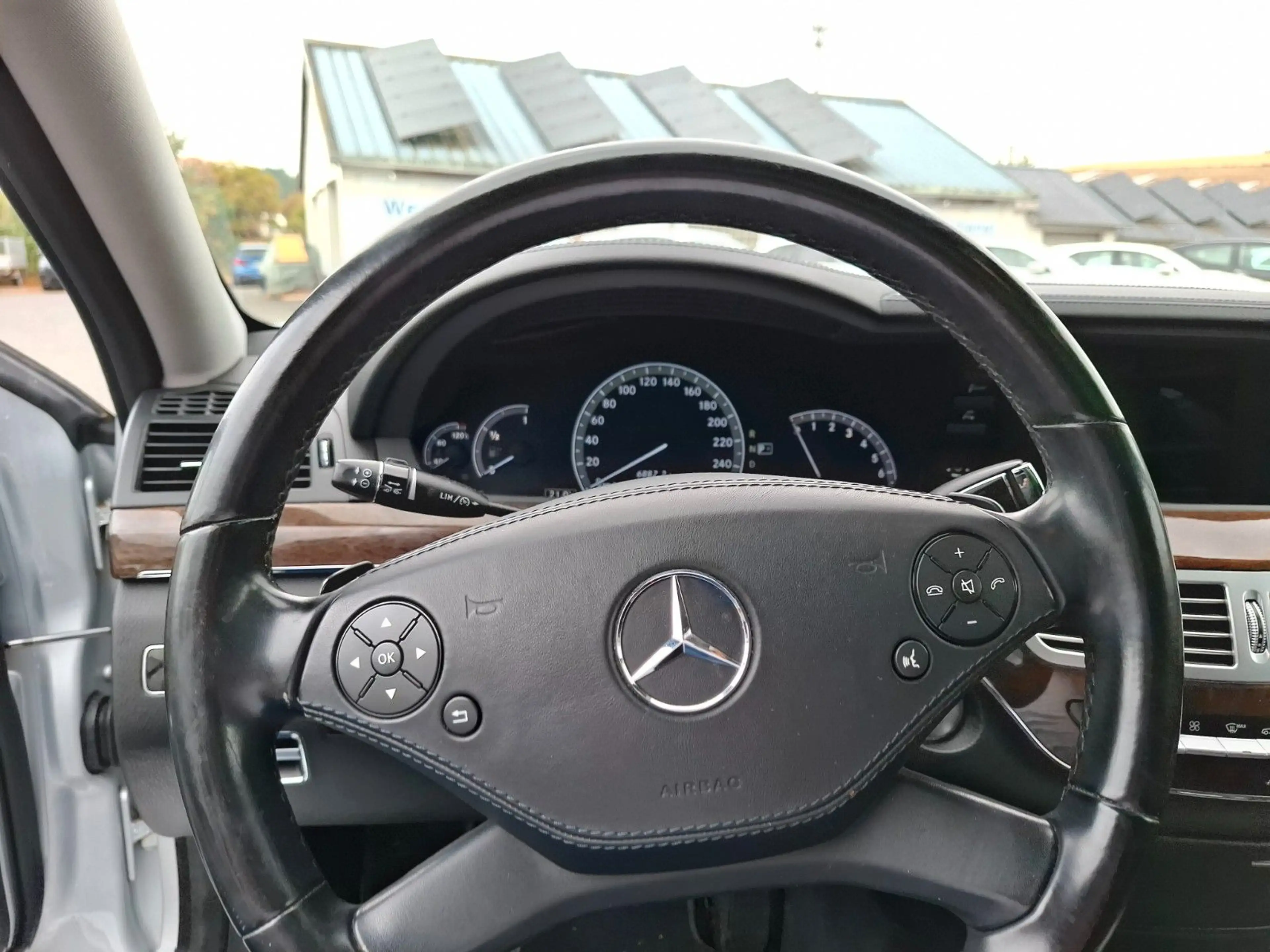 Mercedes-Benz S 500 S Lim. 4Matic Lang AHK MEMORY TV PANO — photo 7