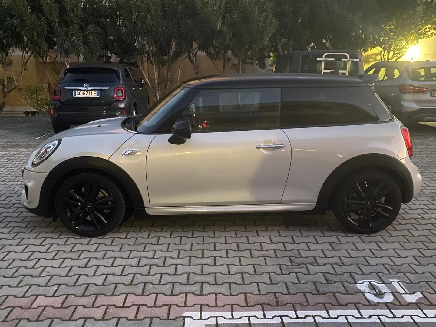 MINI Cooper SD Mini IV F55-F56 2014 2.0 Hype 3p auto Bianco - 1