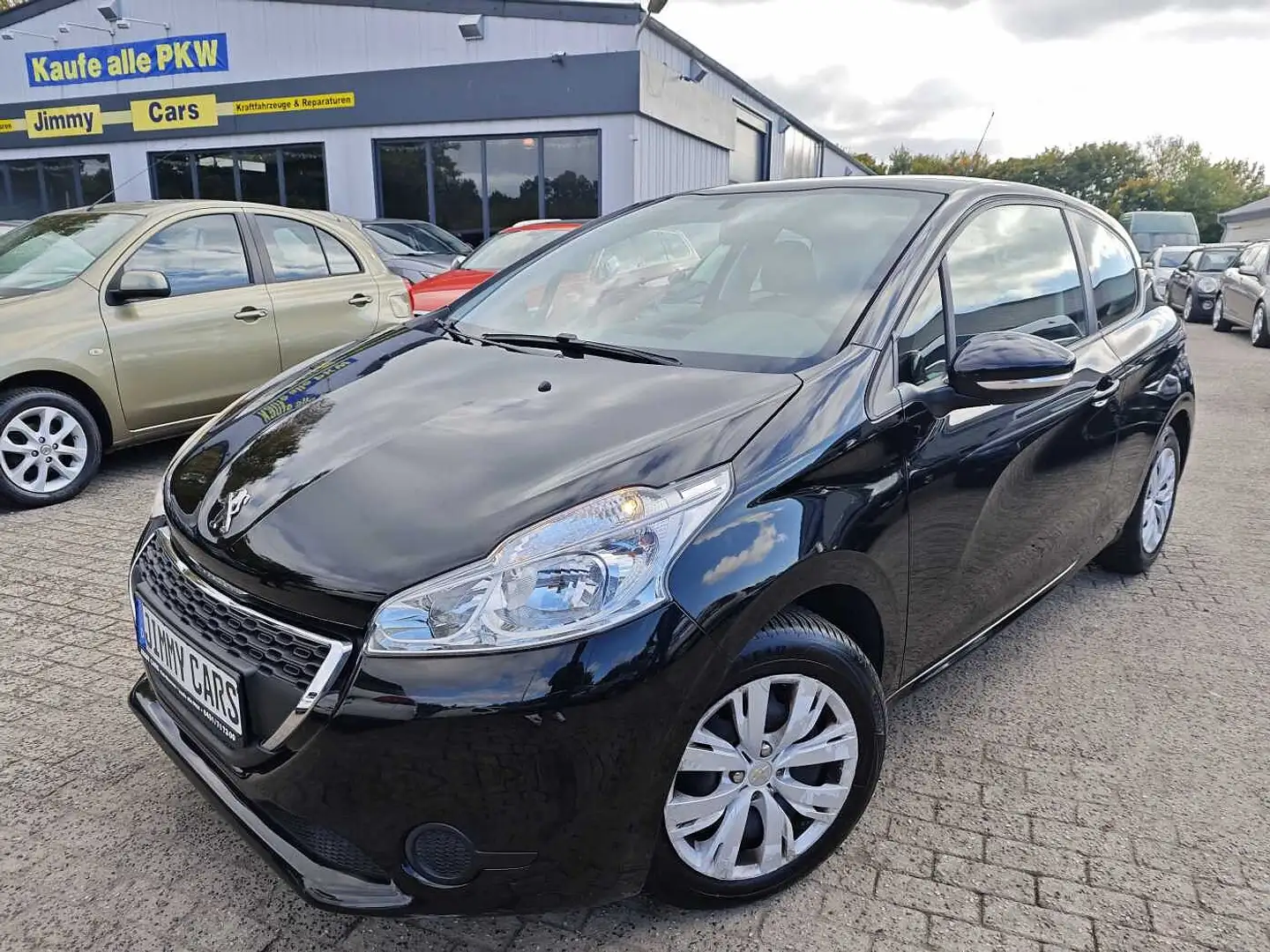 Peugeot 208 3-Türer 68 VTI Access Schwarz - 1