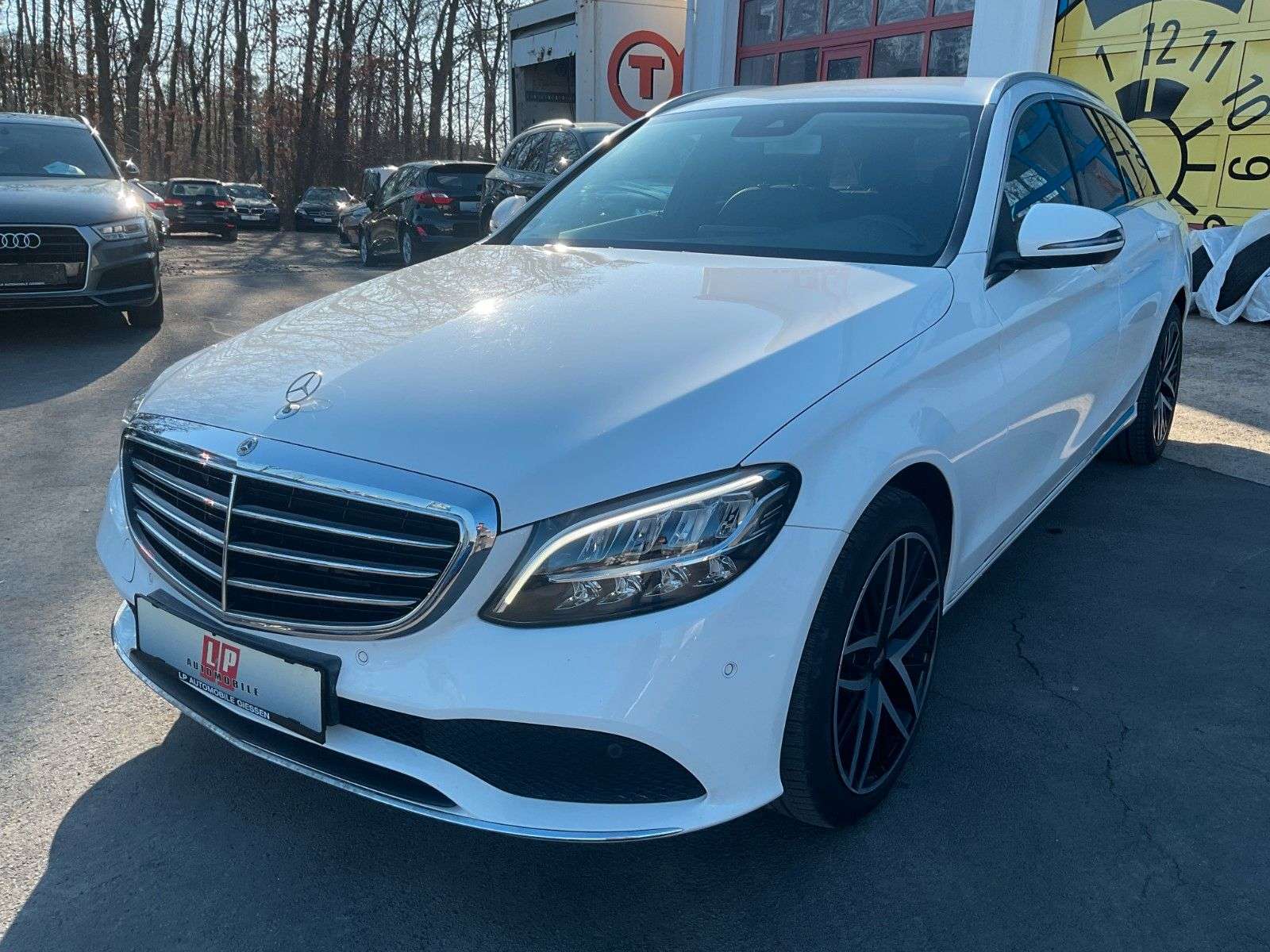 Second hand Mercedes Benz C-Class 