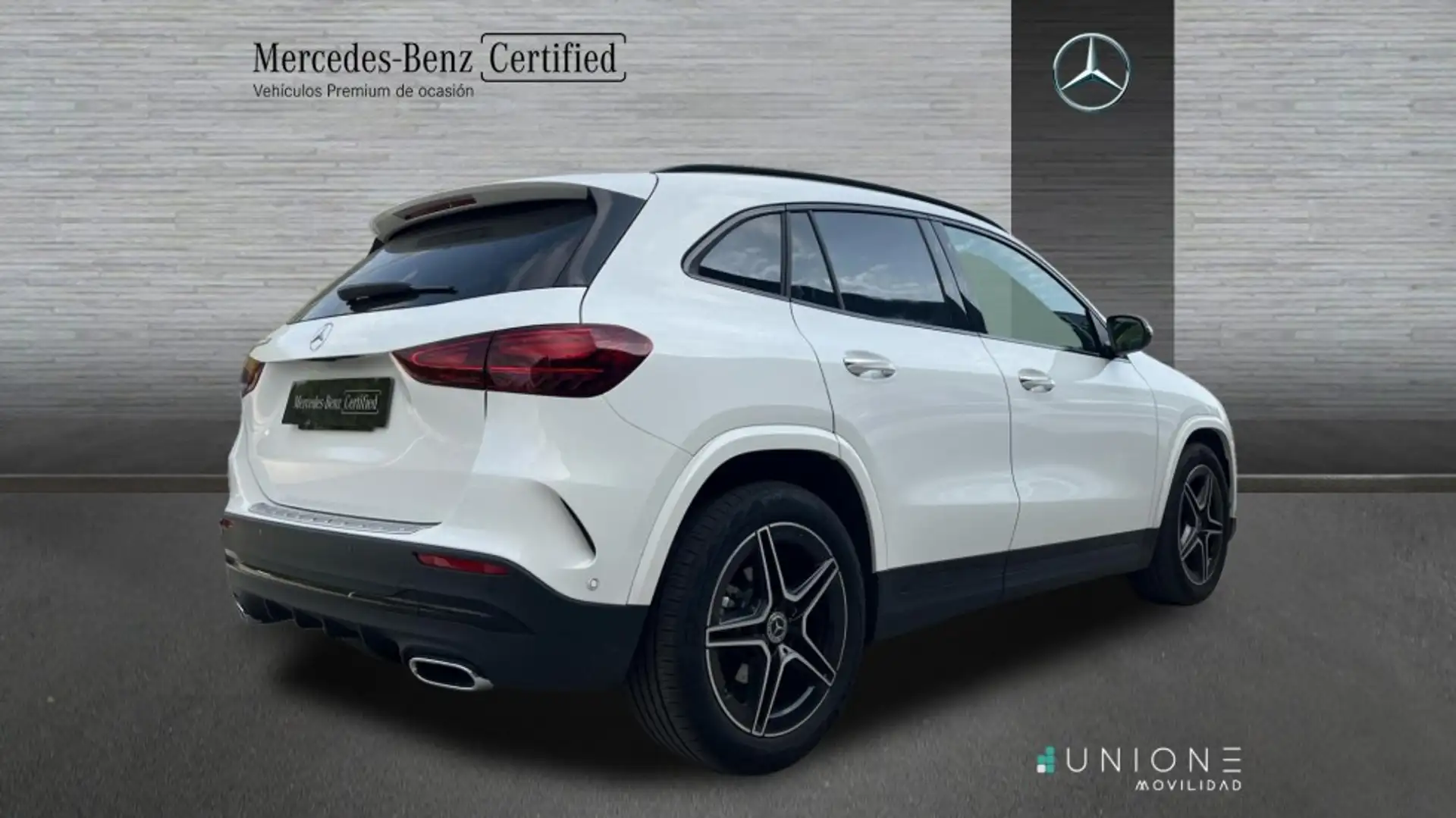 Mercedes-Benz GLA 200 d - 2