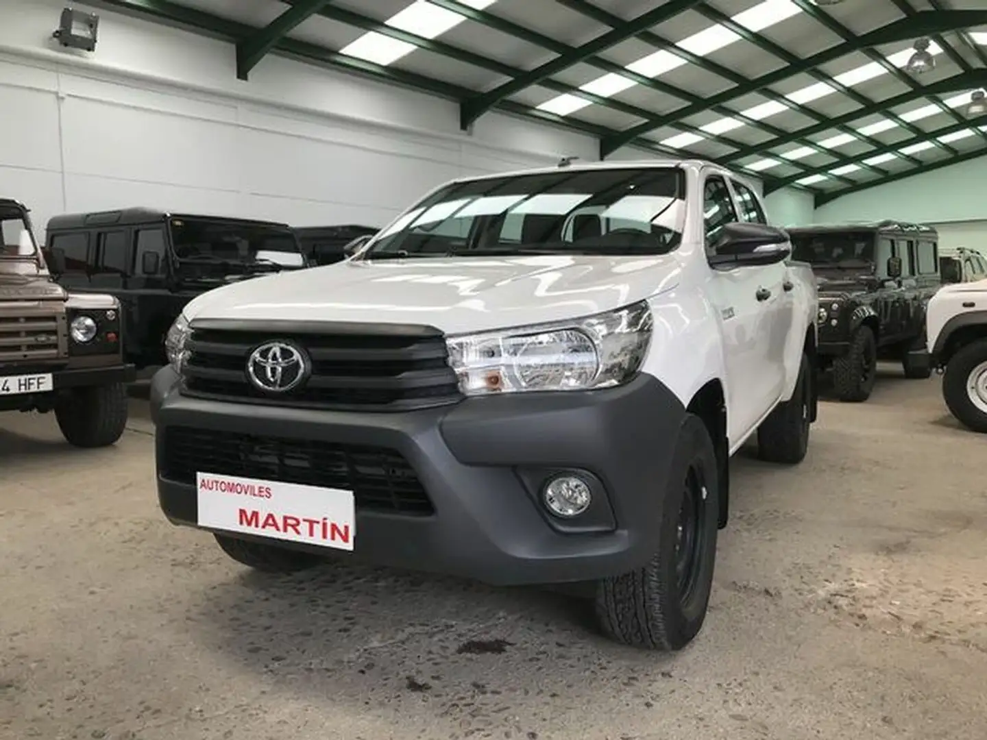 Toyota Hilux Cabina Doble GX Blanco - 1