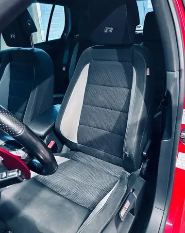 Volkswagen Golf view 3