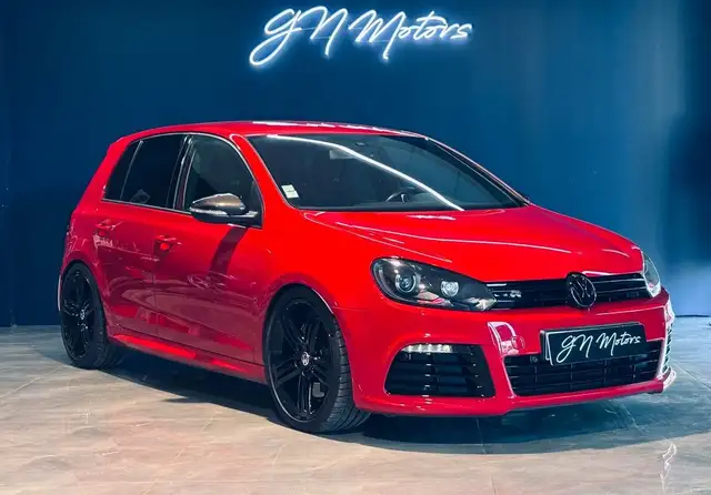 2010 Volkswagen Golf in Red for sale