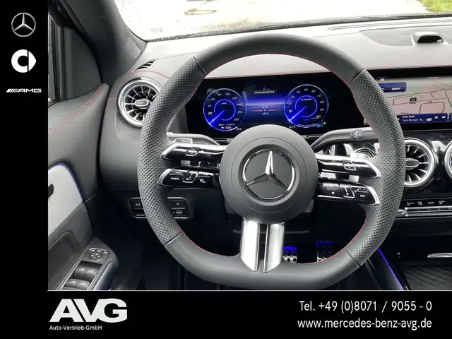 Mercedes-Benz EQA view 10