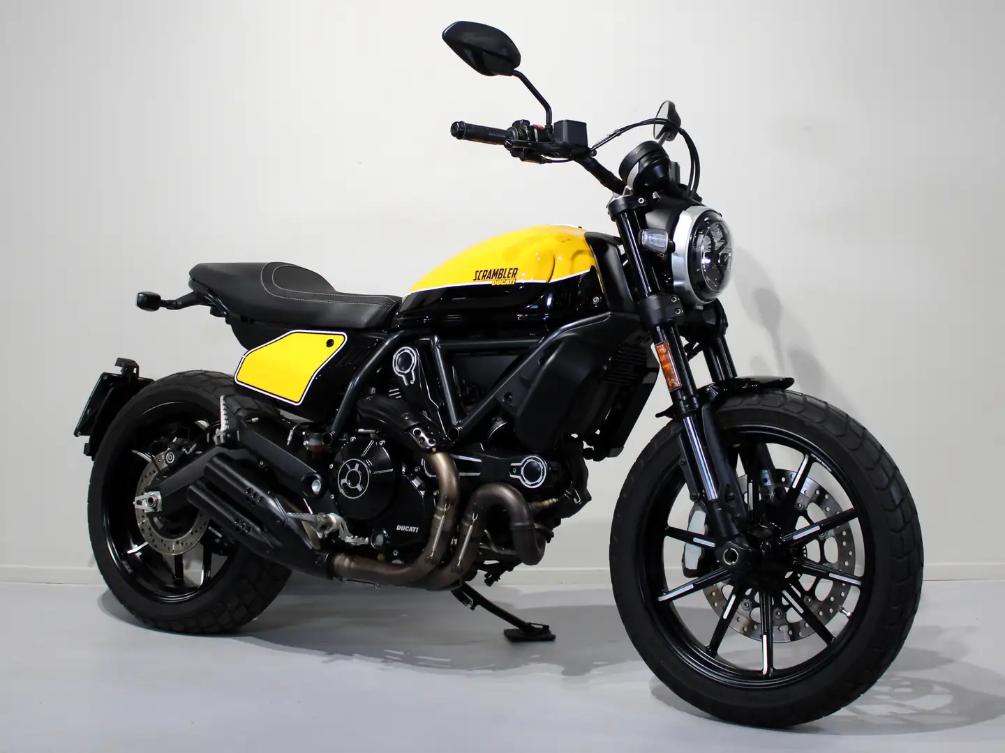 Ducati Scrambler 800 FULL THROTTLE - 2