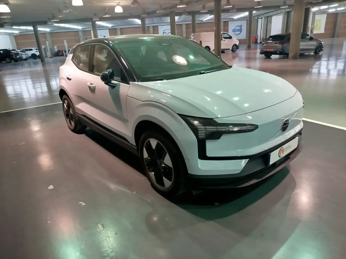 Volvo EX30 Single Plus RWD Blanco - 2