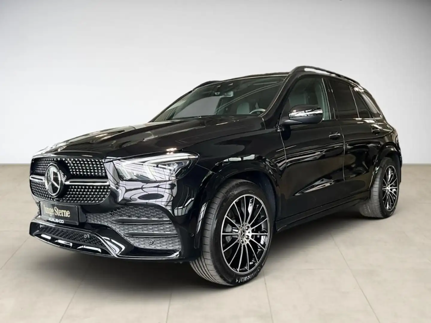 Mercedes-Benz GLE 300 d AMG 4M ParkAss. Pano Night KAM ACC LM Negru - 1