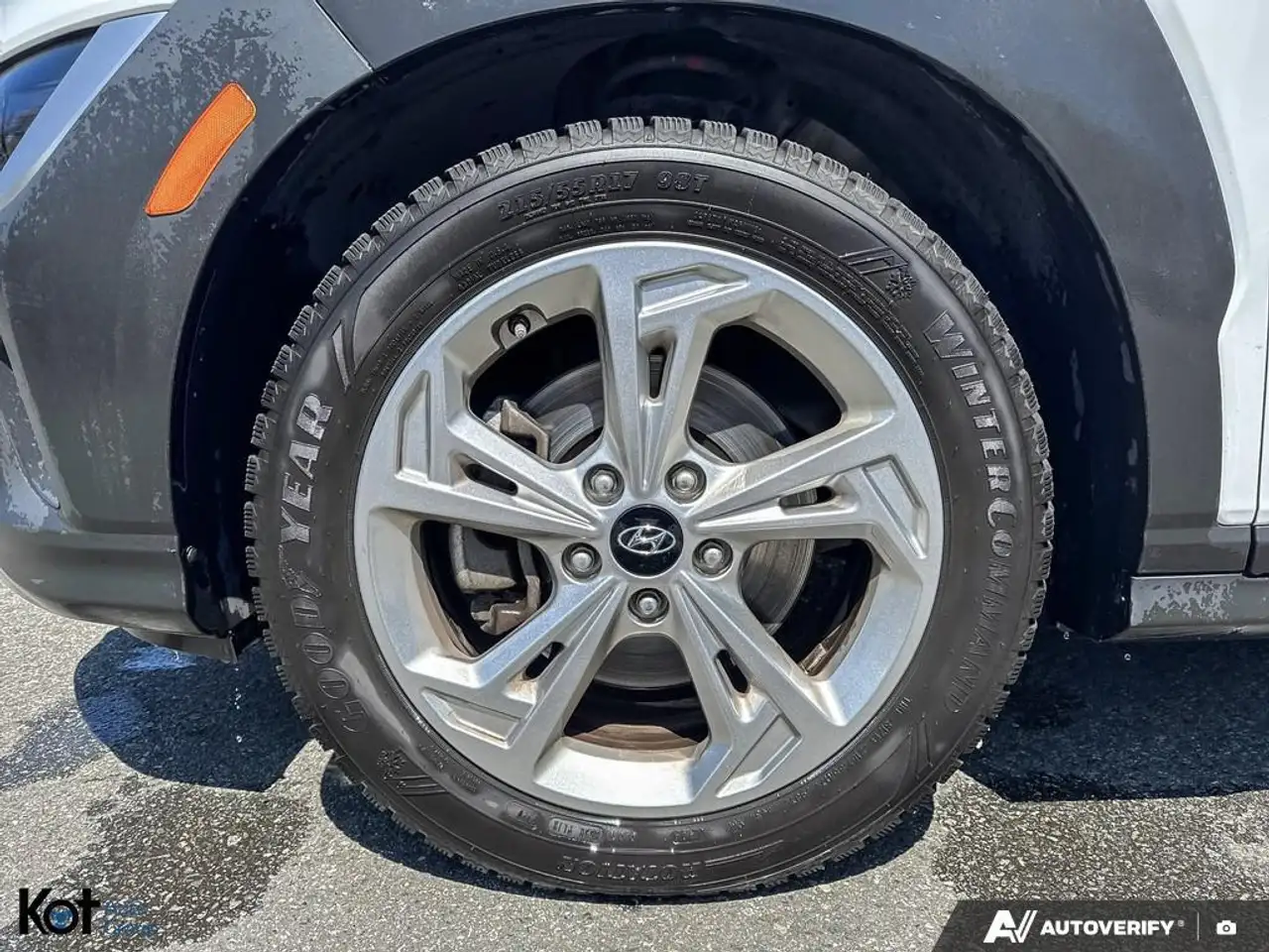 Hyundai KONA снимка Hyundai KONA