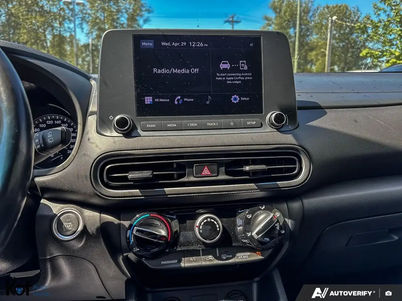 Hyundai KONA снимка Hyundai KONA