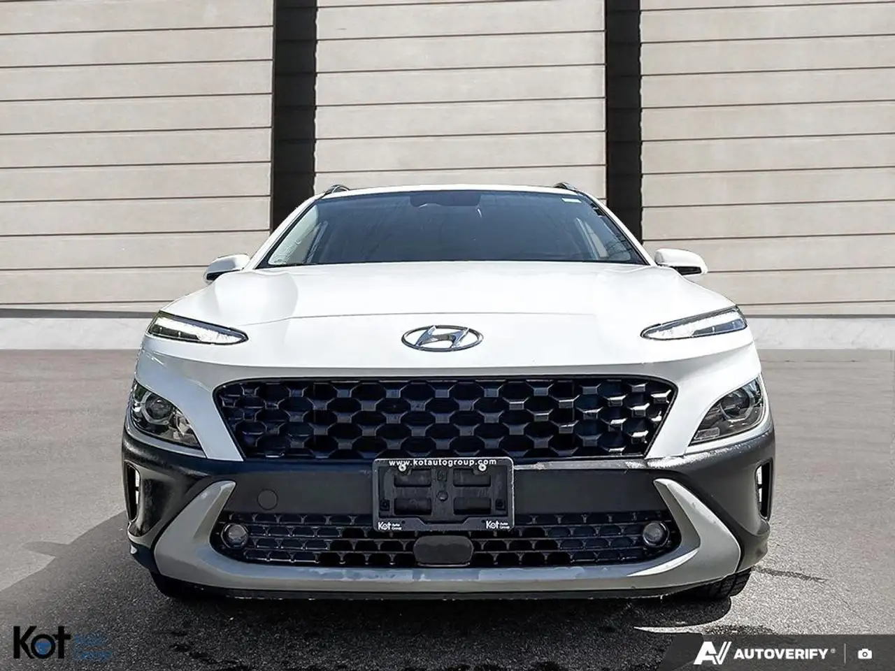 Hyundai KONA снимка Hyundai KONA