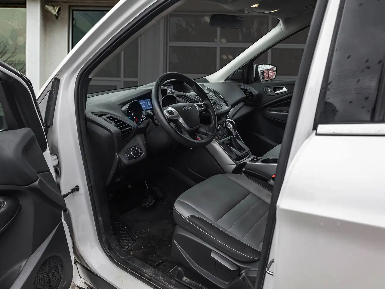 Ford Escape снимка Ford Escape