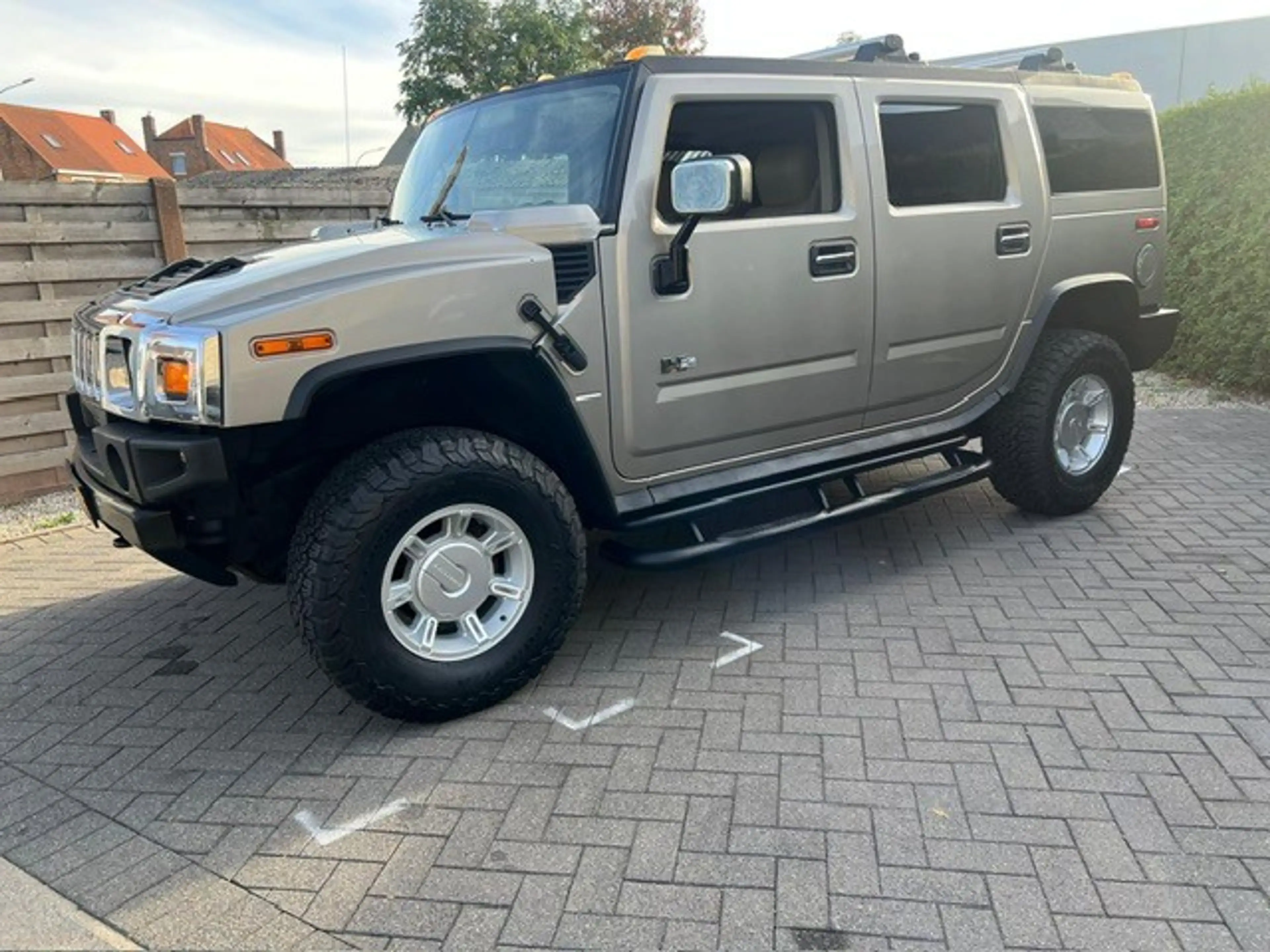HUMMER H2 6.0 i — photo 5