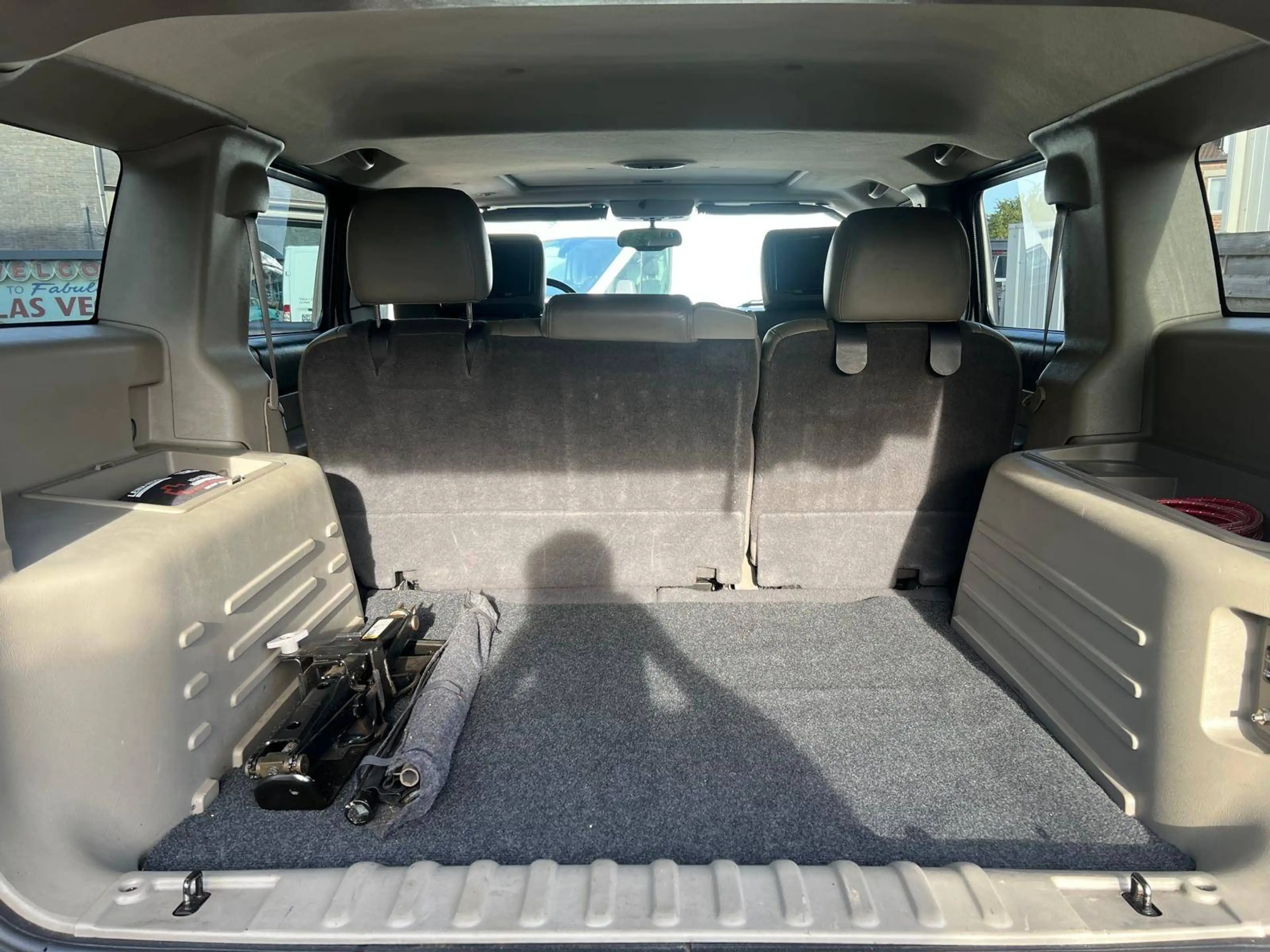 HUMMER H2 6.0 i — photo 11
