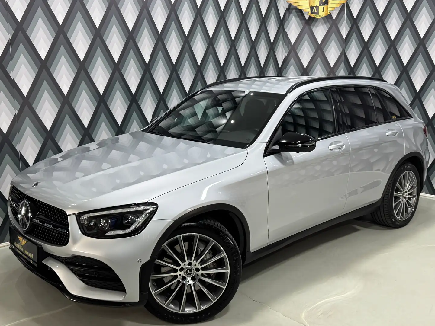 Mercedes-Benz GLC 220 d 4MATIC // AMG LINE // MULTIBEAM // AHK // Zilver - 2
