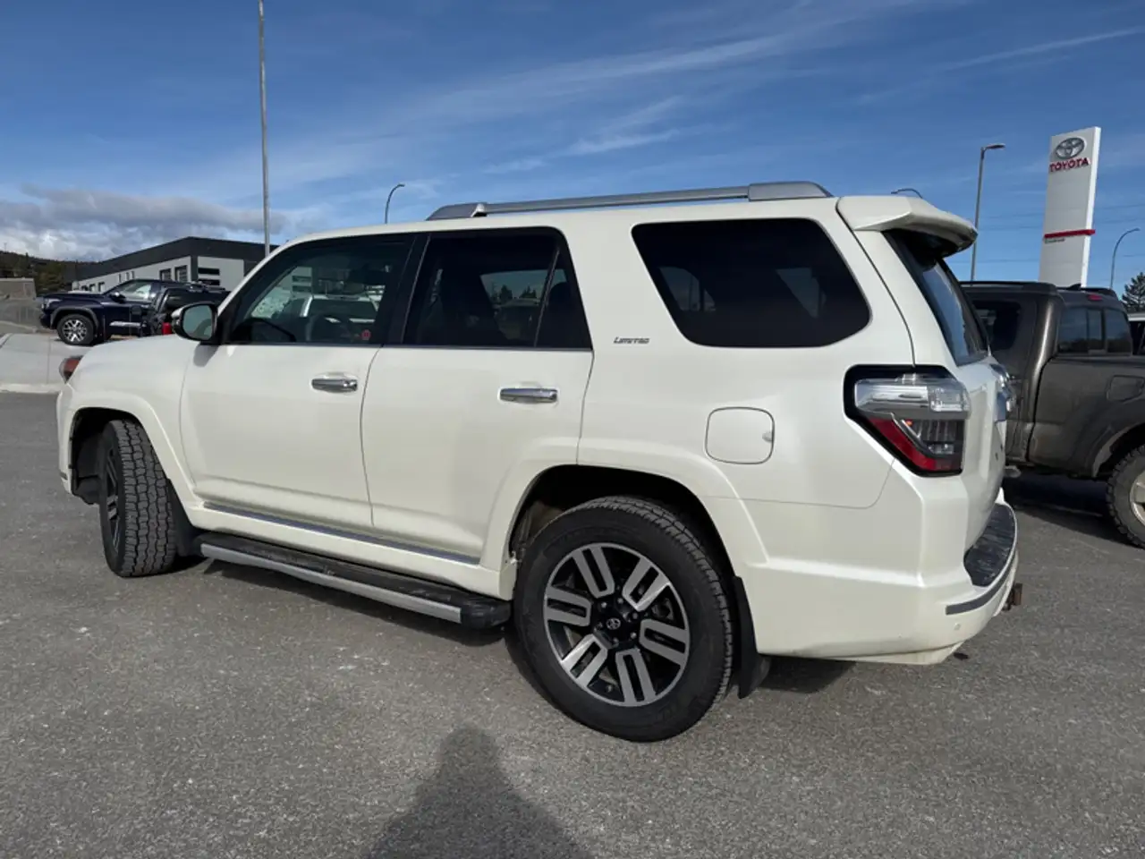 Toyota 4-Runner снимка Toyota 4-Runner