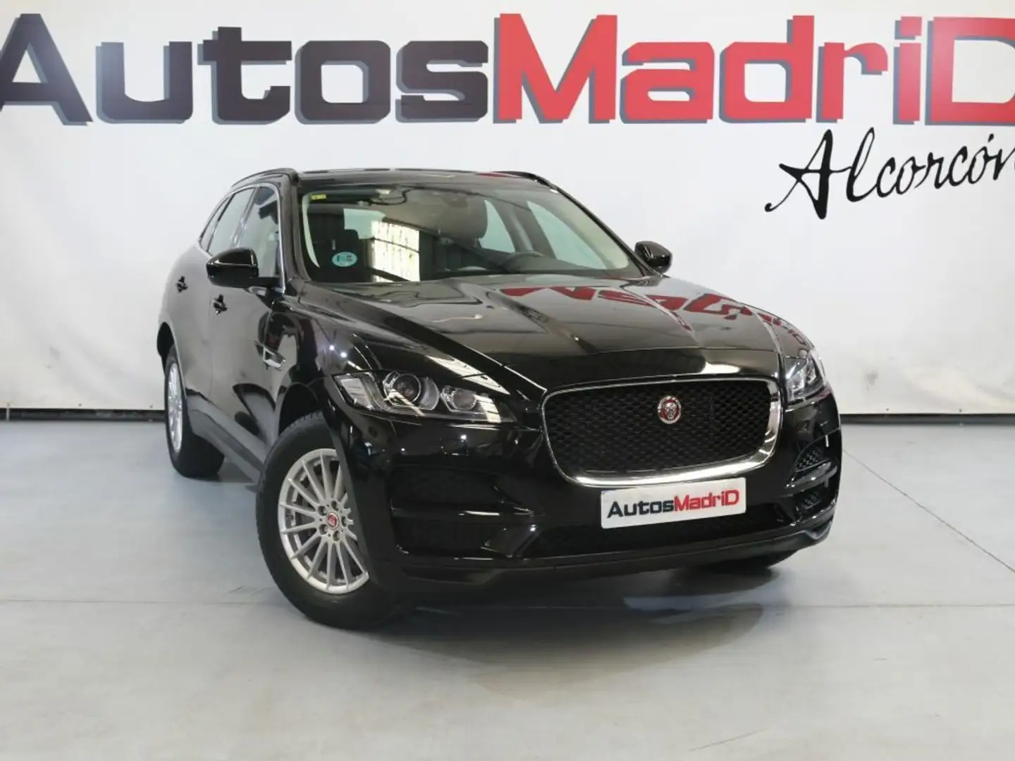Jaguar F-Pace 2.0L i4D 132kW Prestige Auto Schwarz - 1