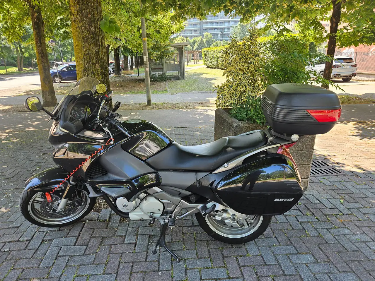 Honda Deauville
