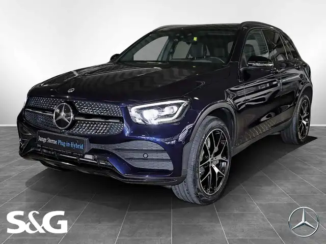 Mercedes-Benz GLC 300 e 4M AMG HEADUP+DISTRONIC+PANO+360°+20"