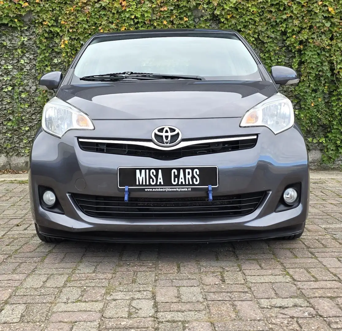 Toyota Verso-S 1.3 VVT-i Aspiratio Pana Trekhaak NW APK NL Auto L Gris - 2