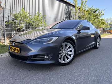 90D Base / AUTOMAAT / NAVI / CRUISE
