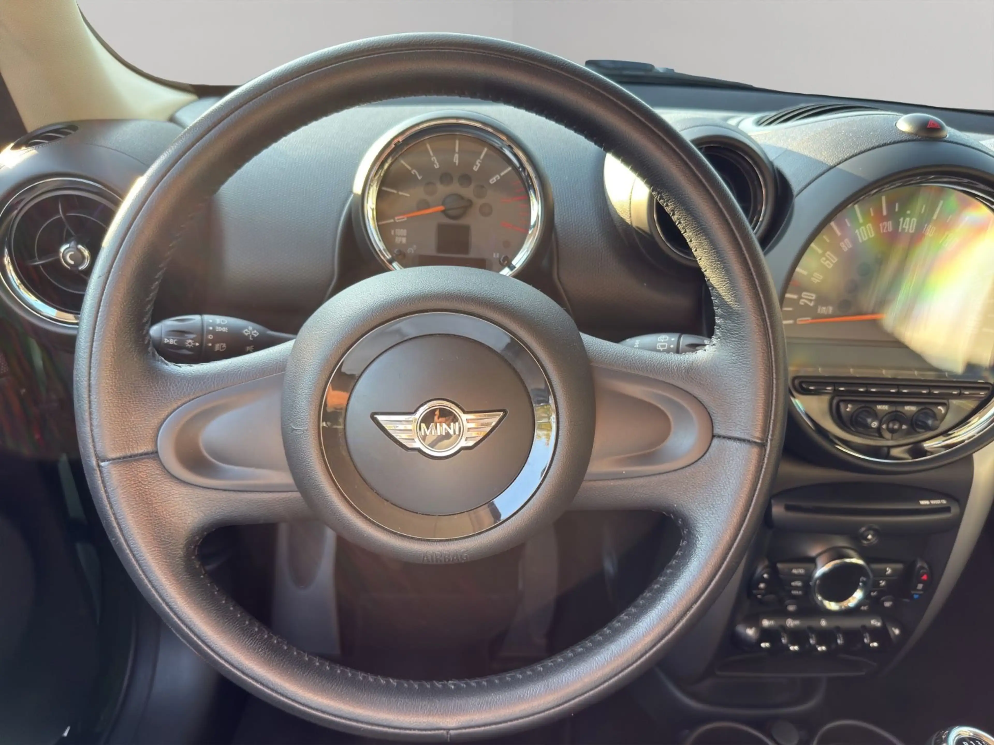 MINI Cooper Countryman *SITZHEIZUNG*XENON*8 FACH* — photo 10