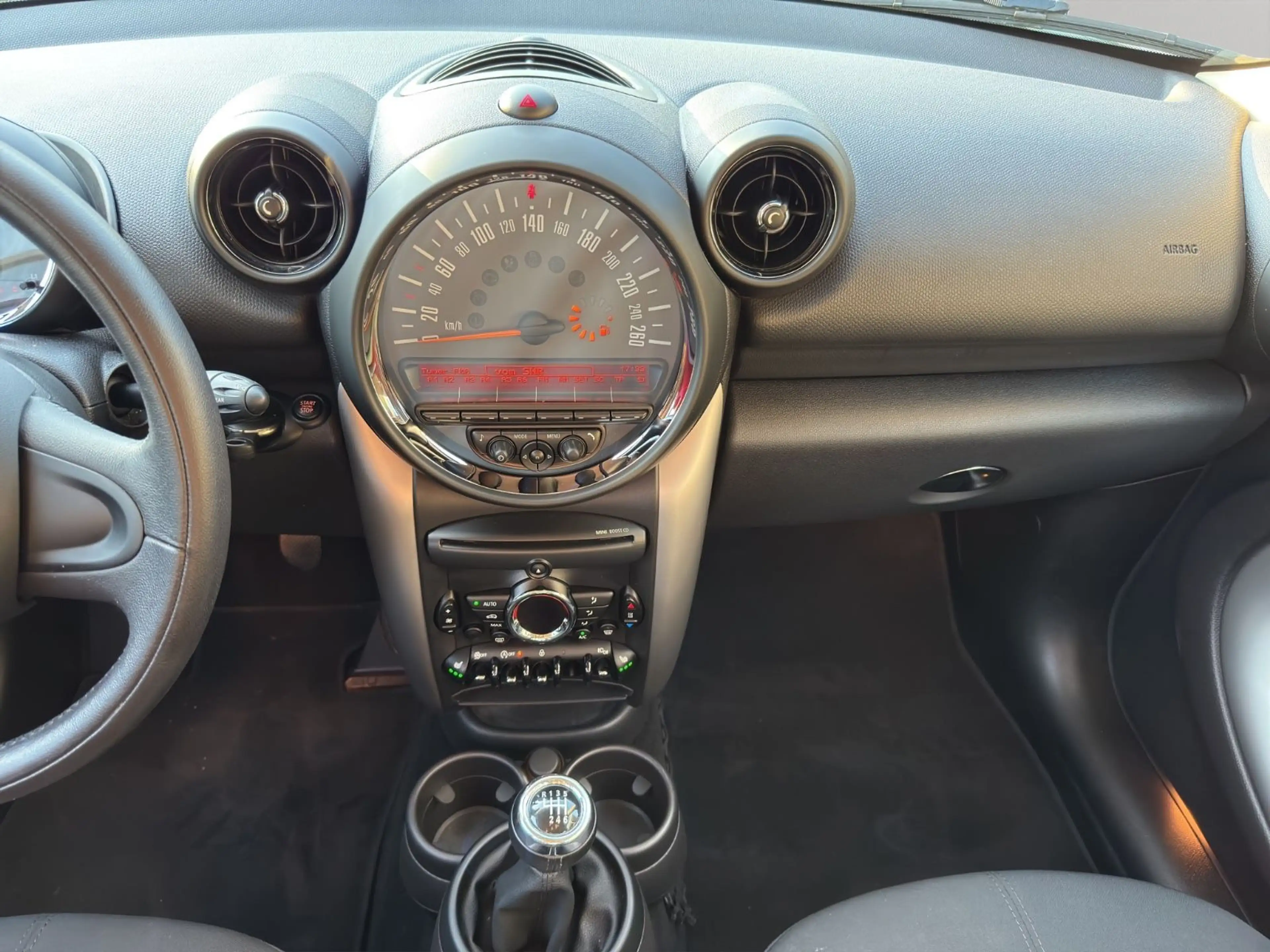 MINI Cooper Countryman *SITZHEIZUNG*XENON*8 FACH* — photo 15
