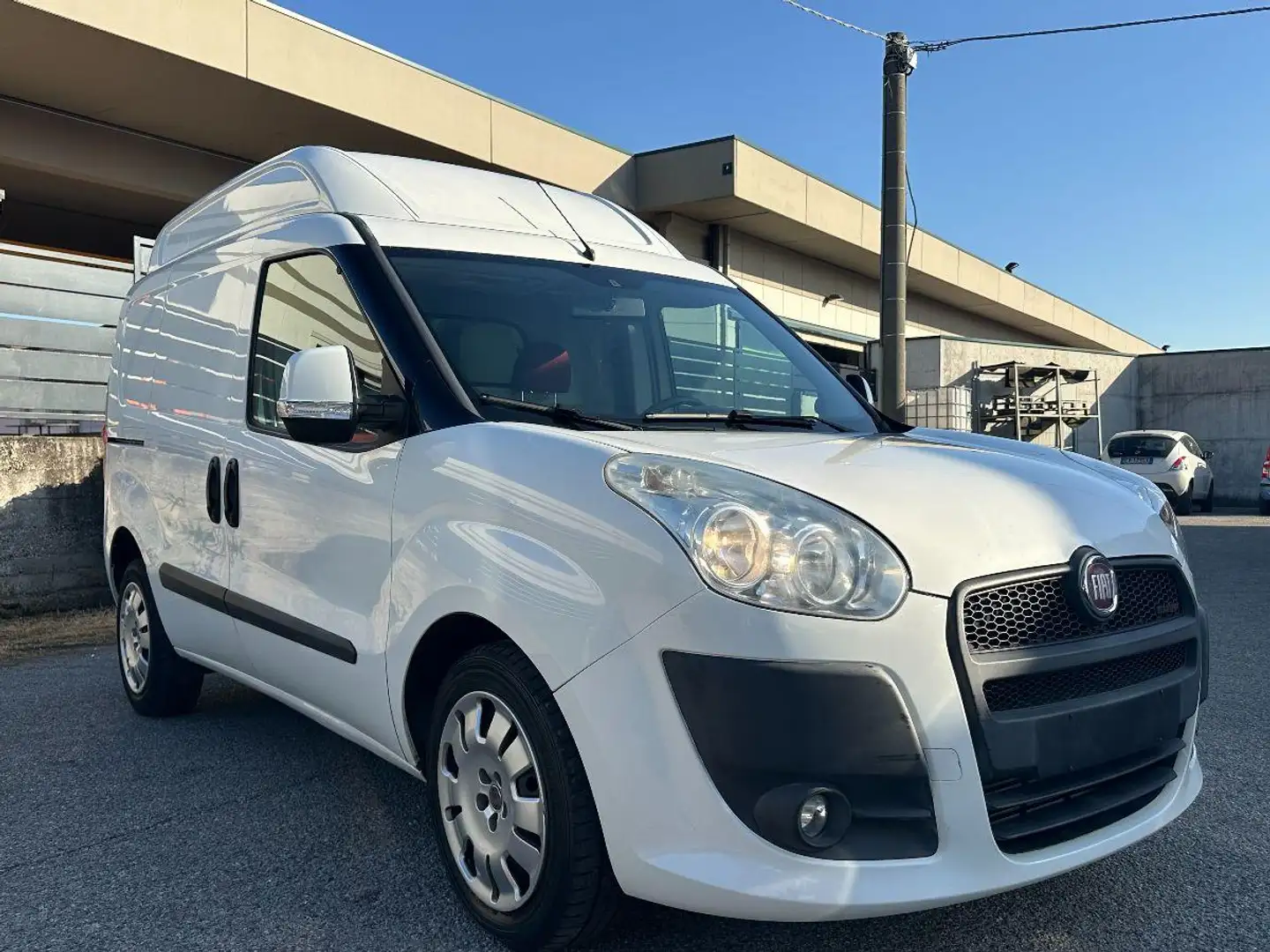 Fiat Doblo 1.6 Mjt 16V Active Blanc - 1