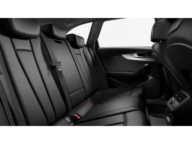 Audi A4 view 9