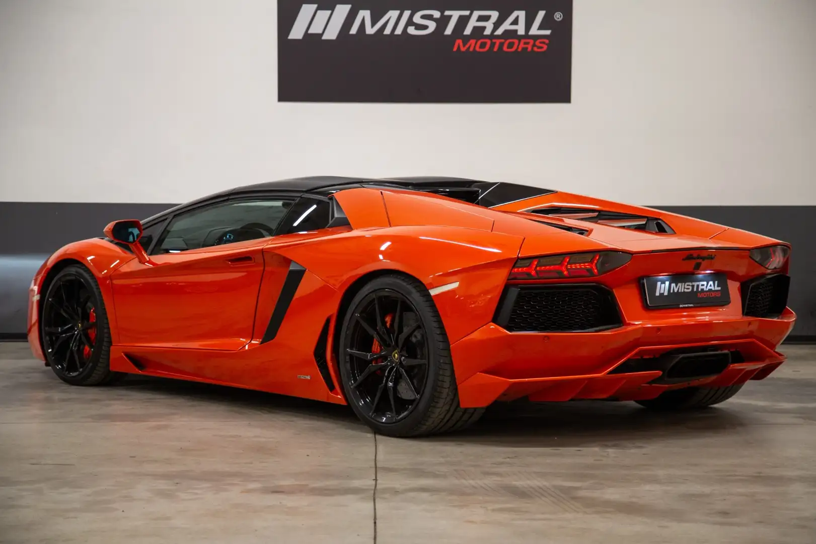 Lamborghini Aventador 6.5 V12 LP700-4 Roadster Narancs - 2