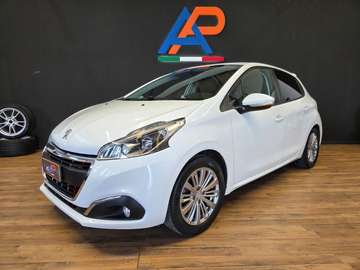 208 5p 1.2 puretech Allure 82cv